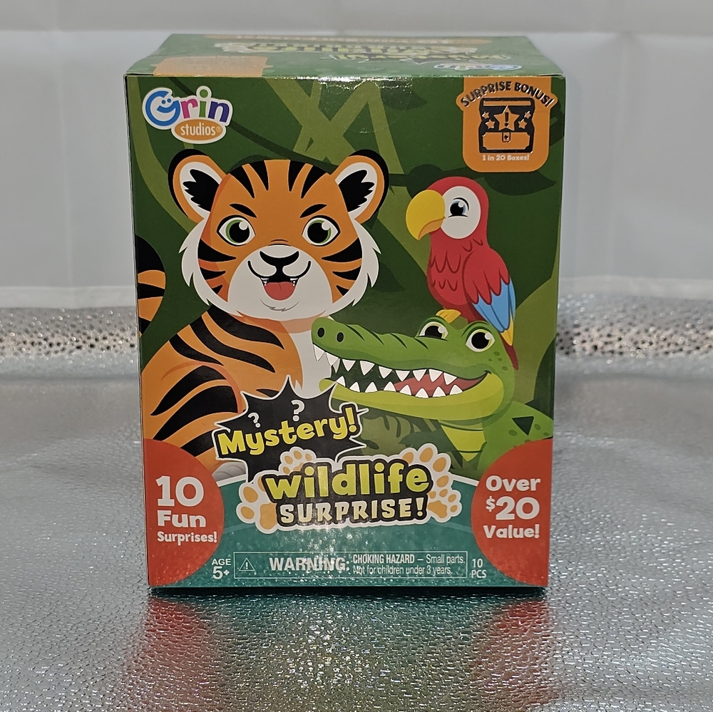 Mystery Wildlife Surprise Box - Green
